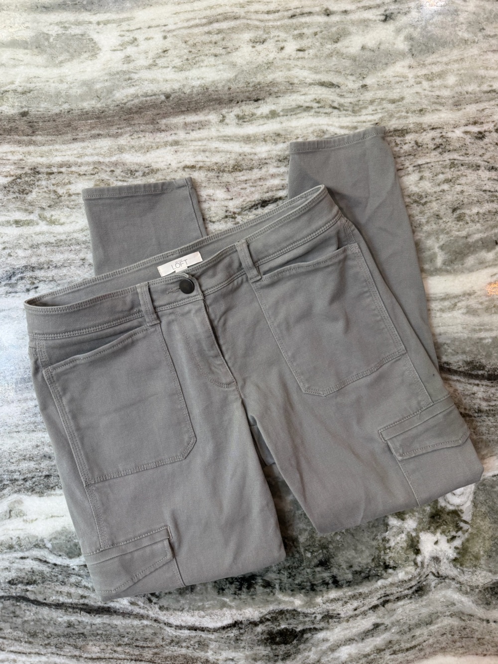 LOFT Light Gray Skinny Cargo Pants